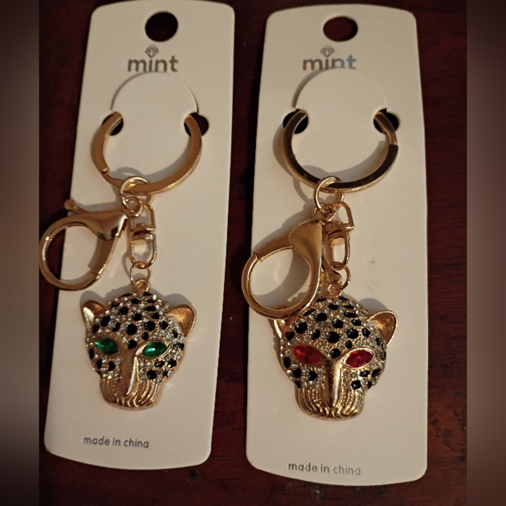 Mint Gold Leopard Keychain NIP